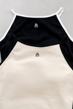 Trois Logo Top