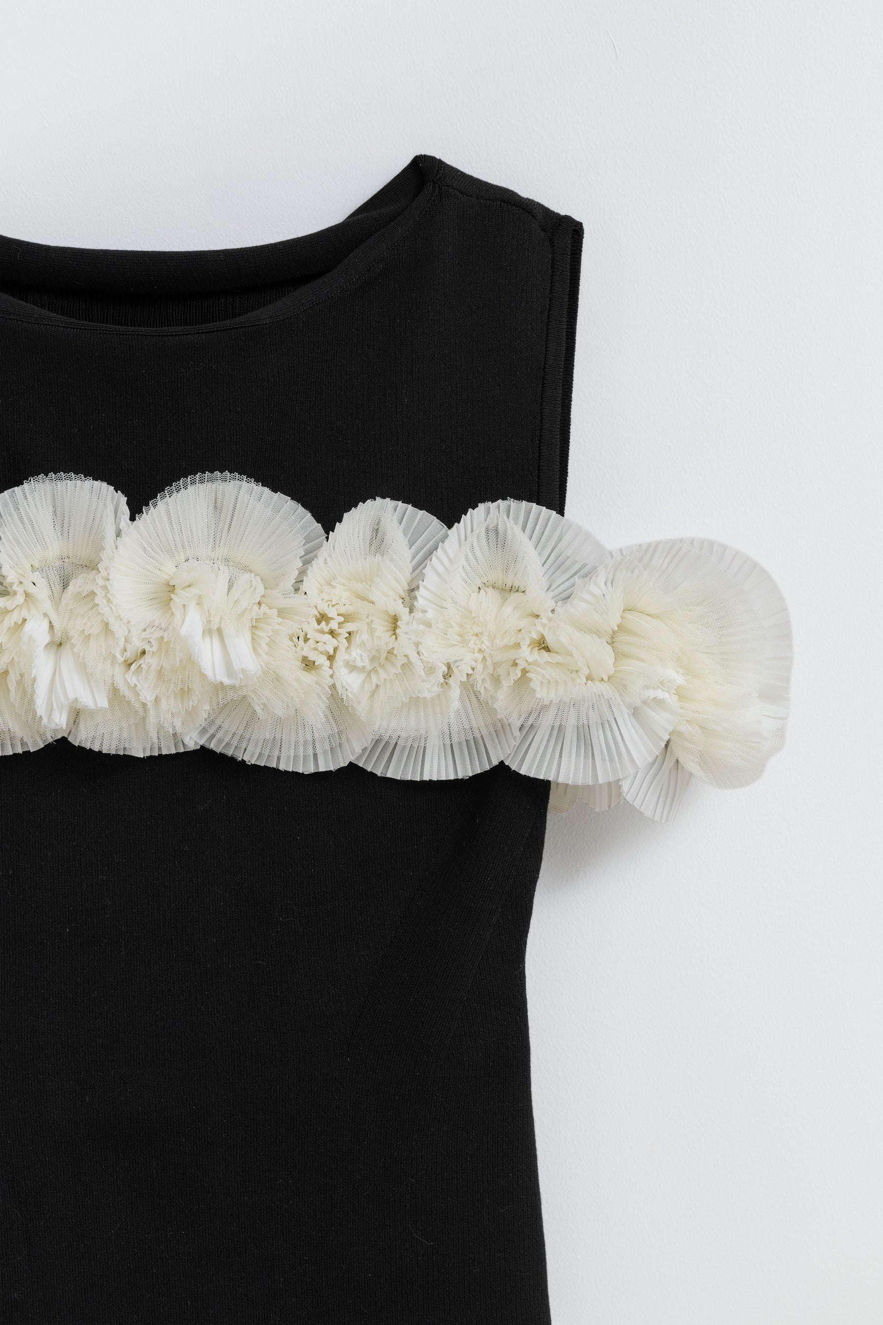 Vol.3 Petal-Cascade Knit Top