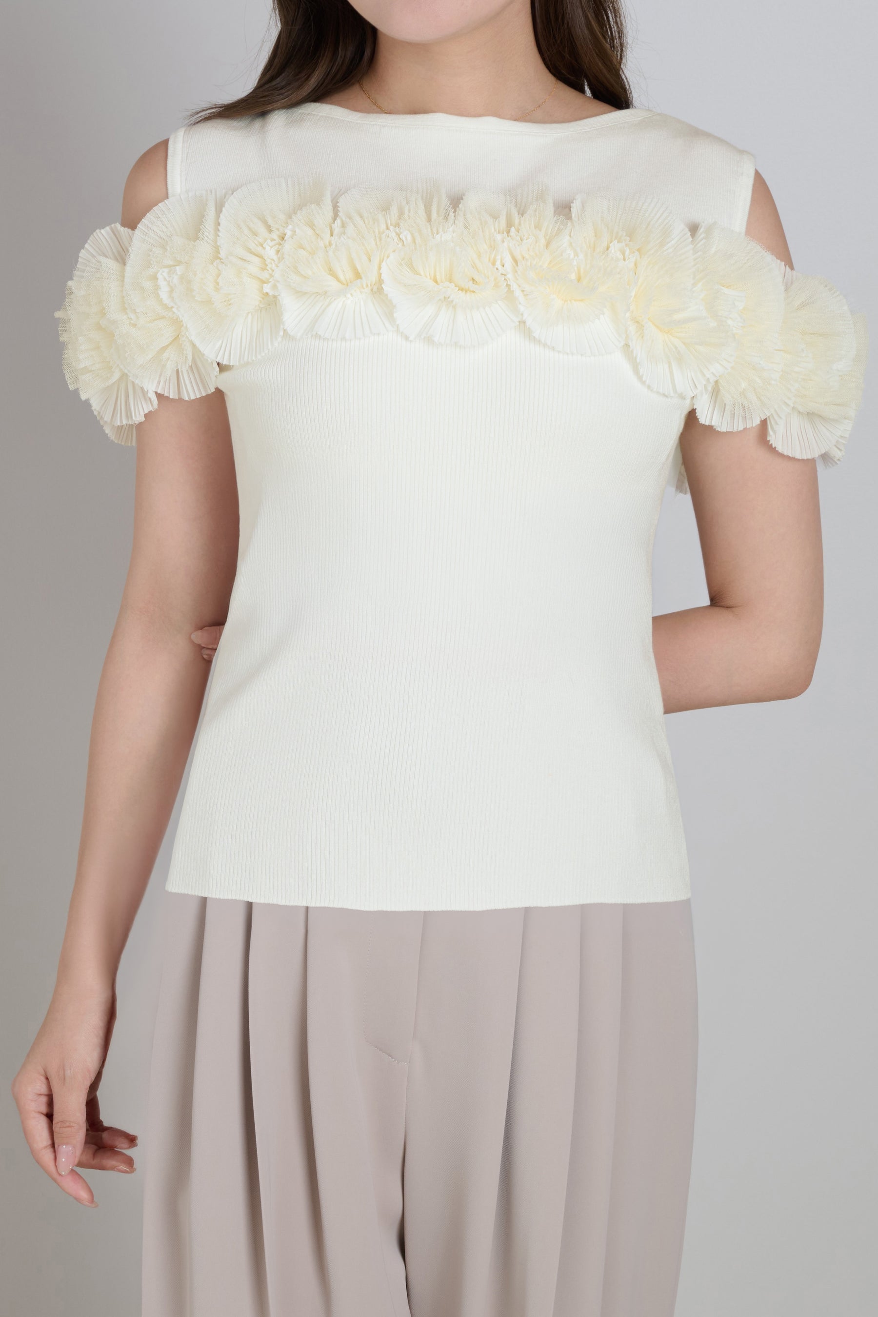 Vol.3 Petal-Cascade Knit Top