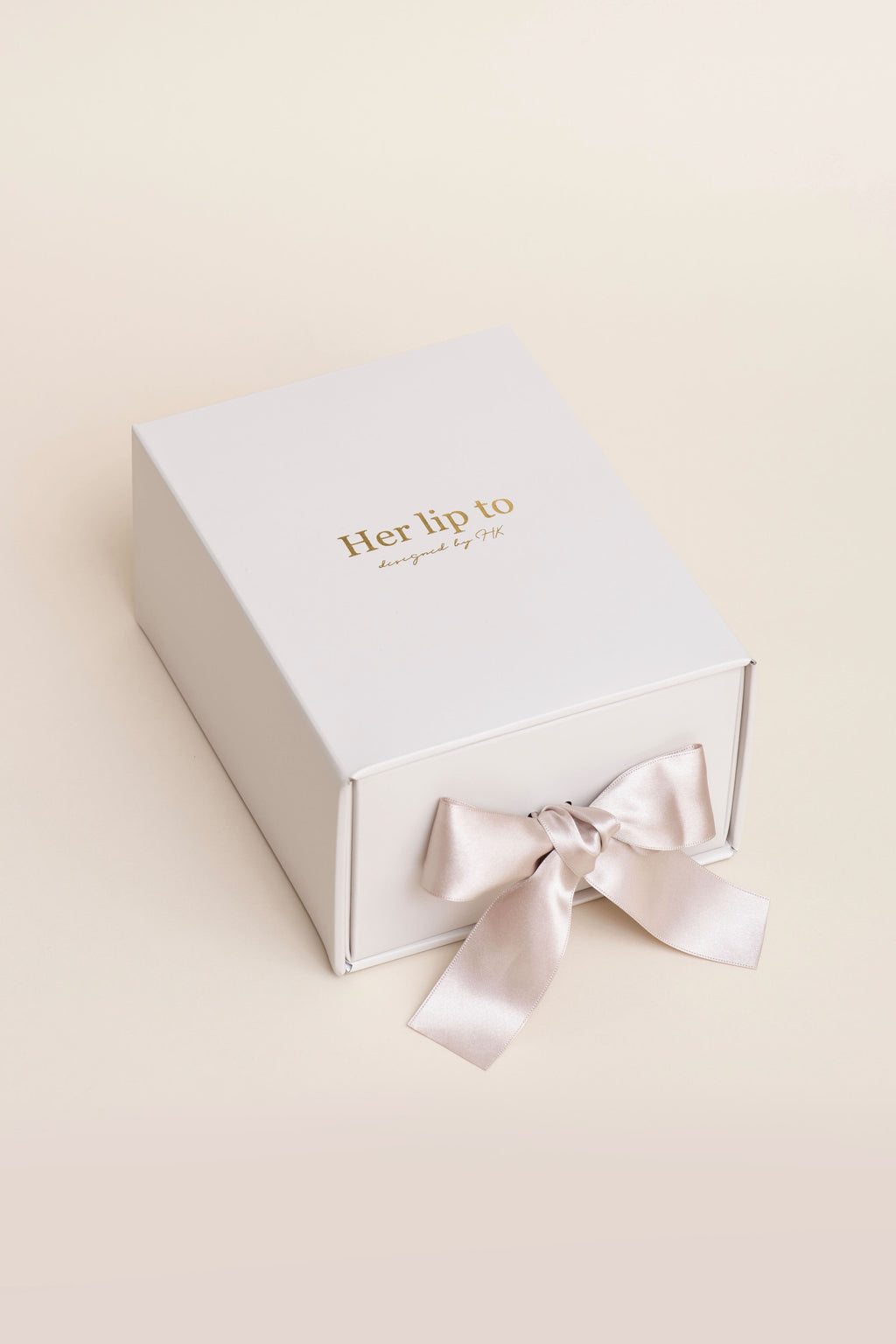 小嶋陽菜プロデュースのHer lip to BEAUTYよりホリデーコフレ第