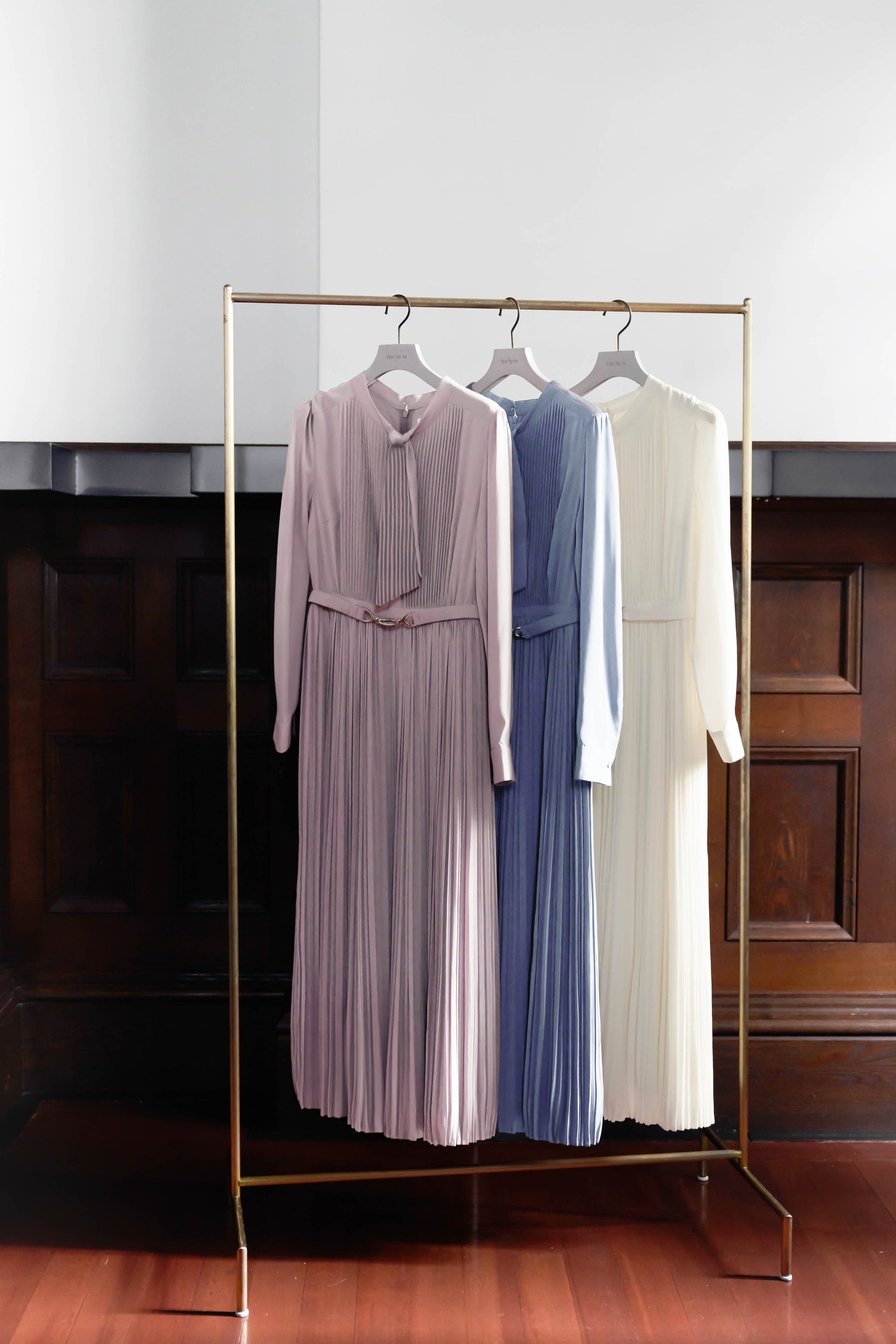 Viola Bow Pleated Dress