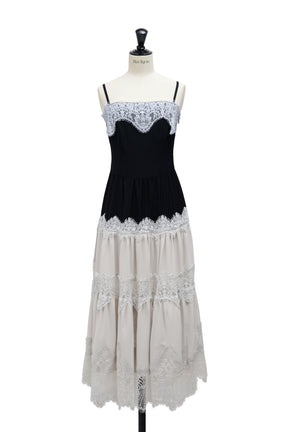 【新色】Isa Tiered Lace Cami Dress