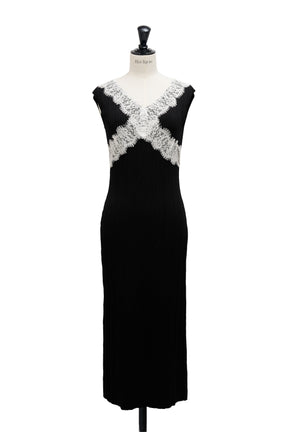 ［Essentia］Lace-Trimmed Knit Dress Set