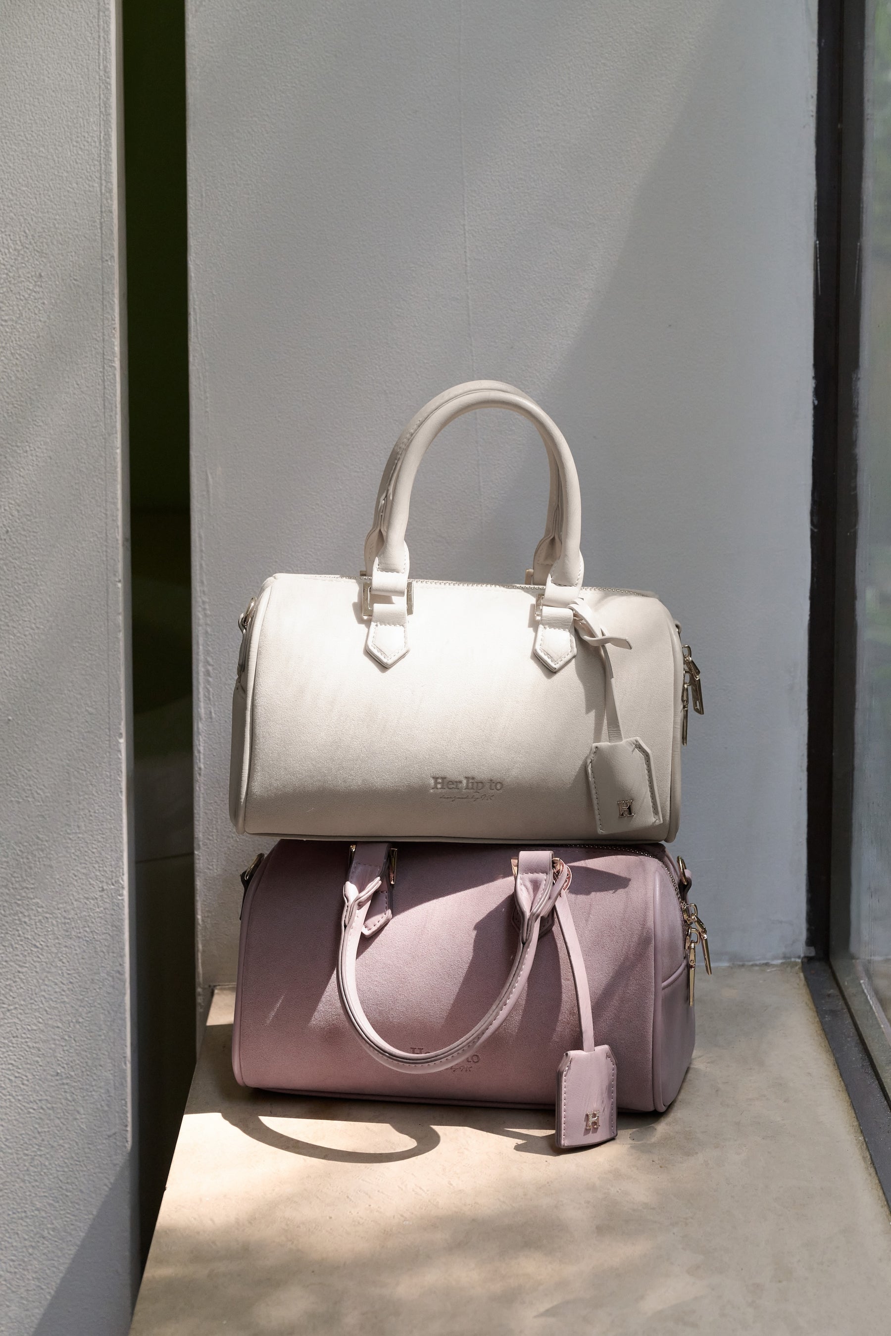 【新色】Suede Mini Boston Bag