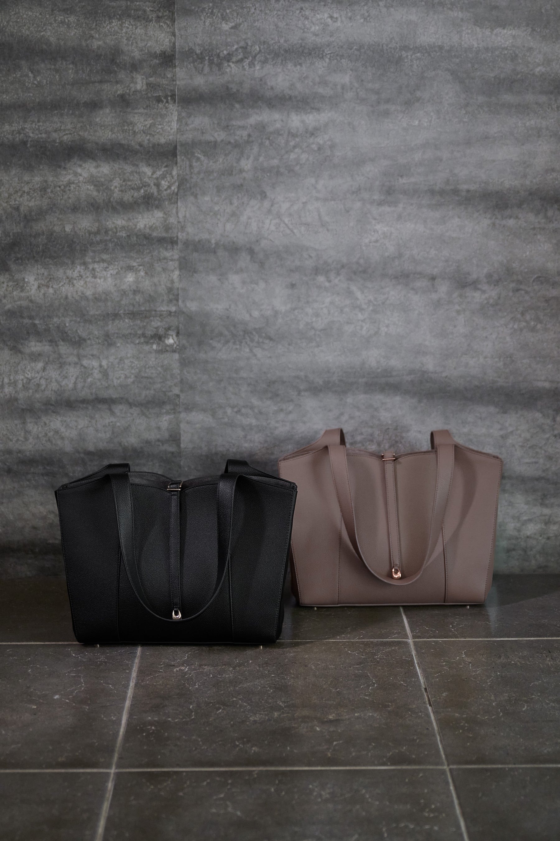 【新色】［FOR HER］9–5 Tote Bag