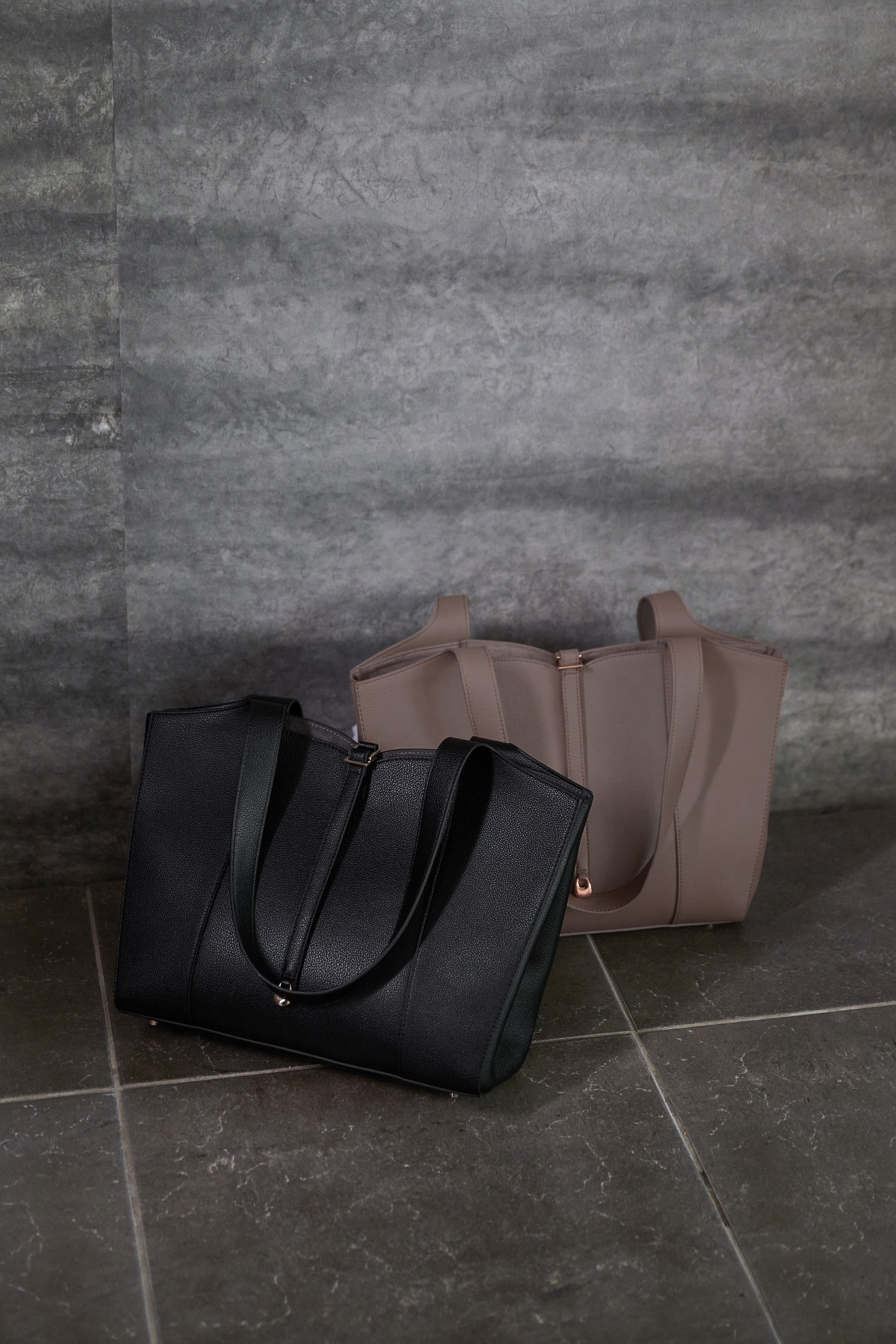 【新色】［FOR HER］9–5 Tote Bag