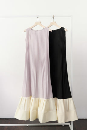 Pleated Fluid Long Dress		