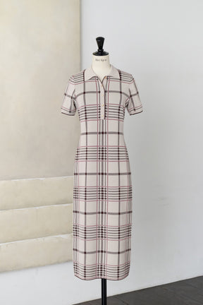 【新色】Gold-Buttoned Plaid Knit Dress