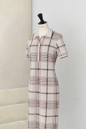 【新色】Gold-Buttoned Plaid Knit Dress