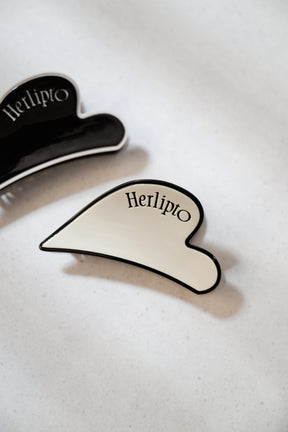 [Shipping in early July] [ecru / black] Bicolor Heart Hair Clip