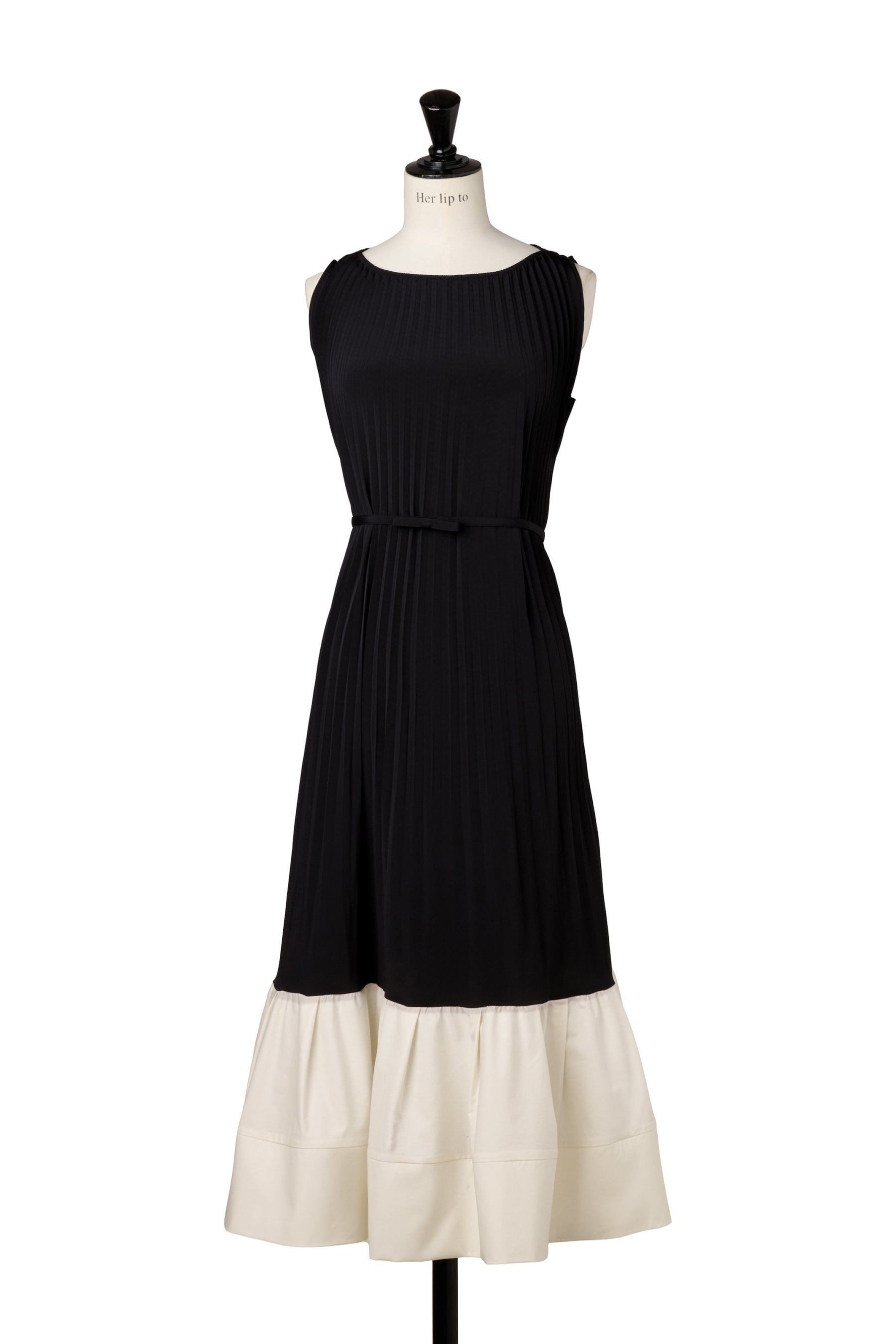 Pleated Fluid Long Dress		