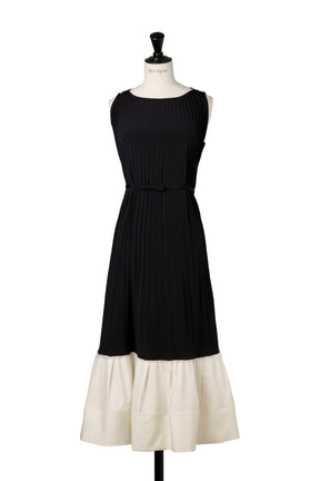 Pleated Fluid Long Dress		