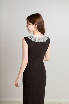 ［Essentia］Lace-Trimmed Knit Dress Set