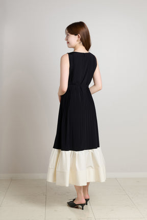 Pleated Fluid Long Dress