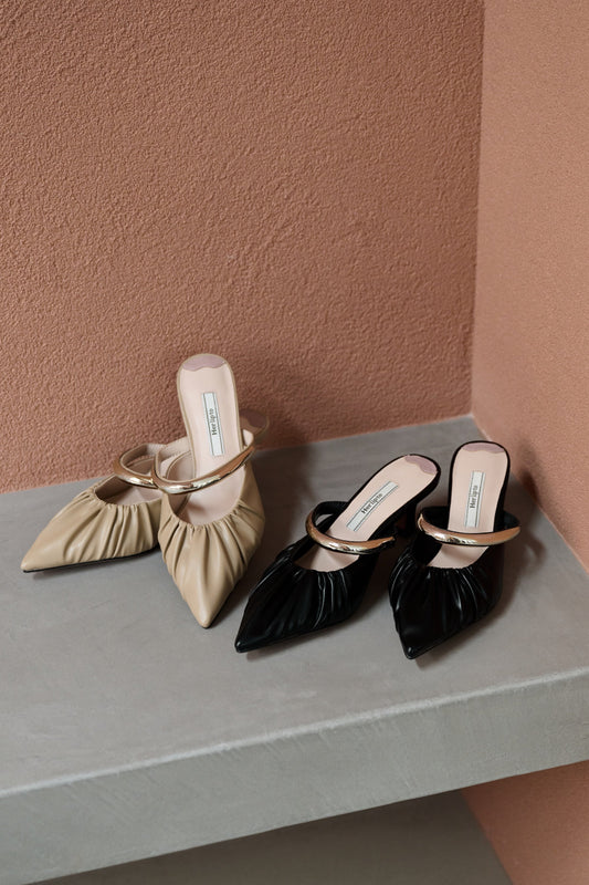 【8月下旬発送】Gold-Motif Ruched Mules