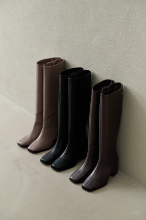 【9月下旬発送】Back Slit Long Boots