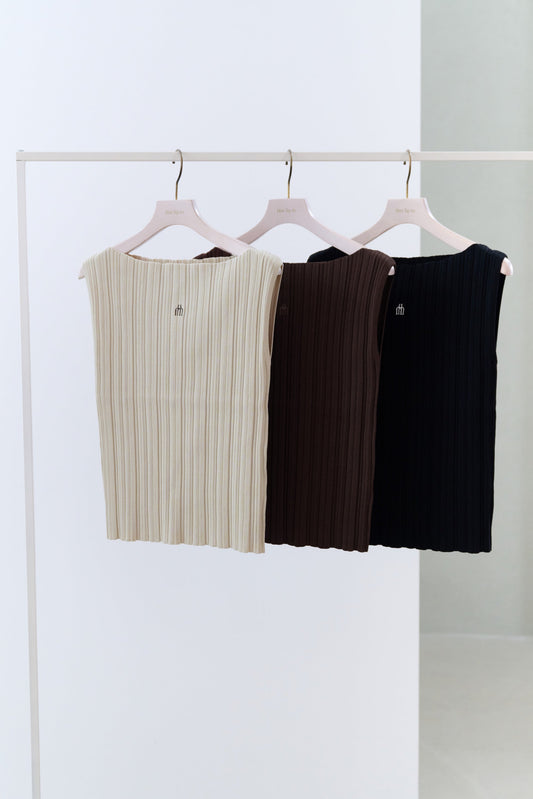 Ribbed Boat-Neck Knit Top