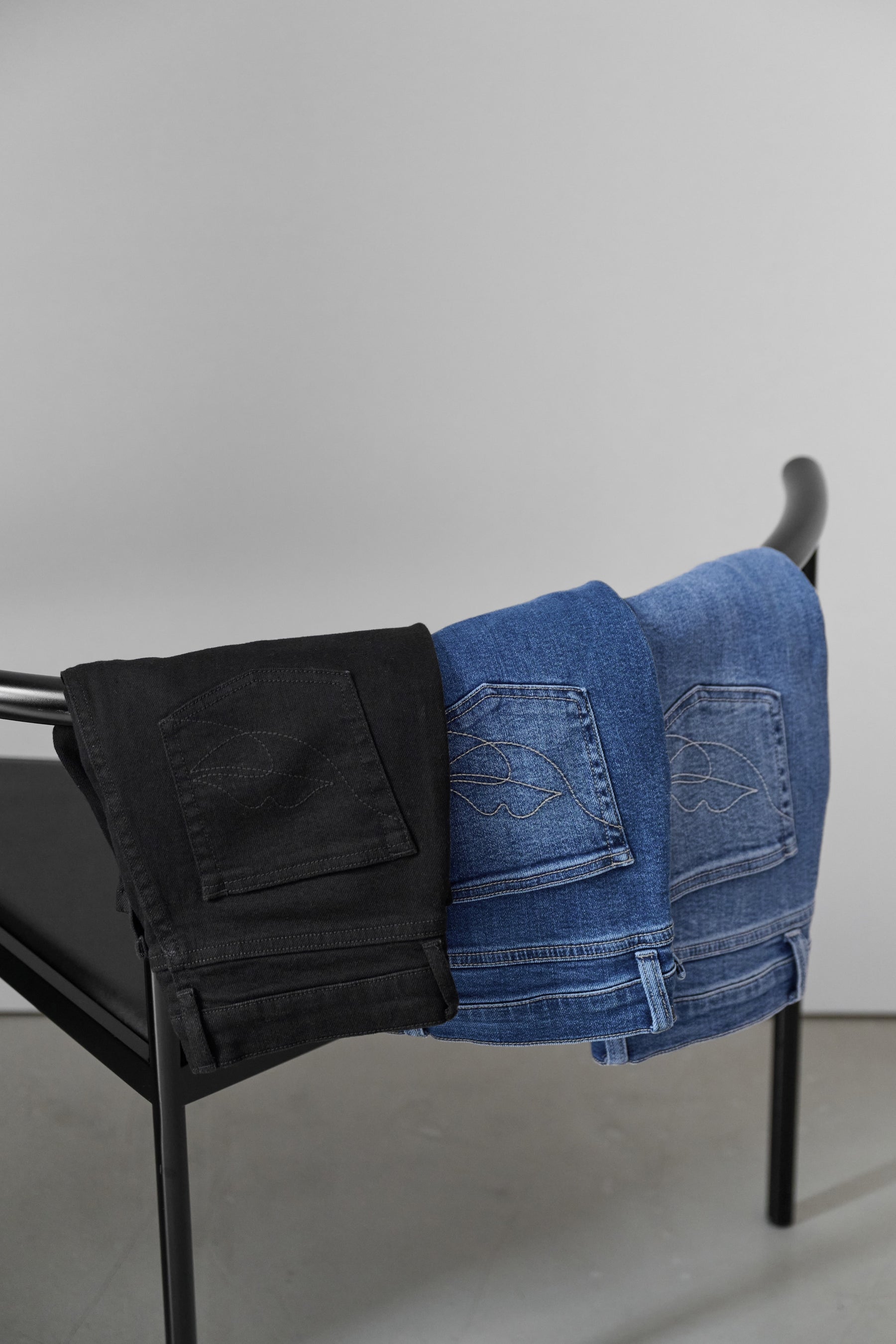 [Shipping mid-September] [New Colors] New York High-Waisted Jeans