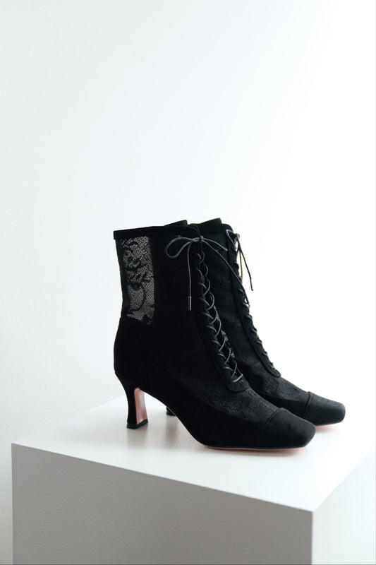 【8月下旬発送】Lace Ankle Boots