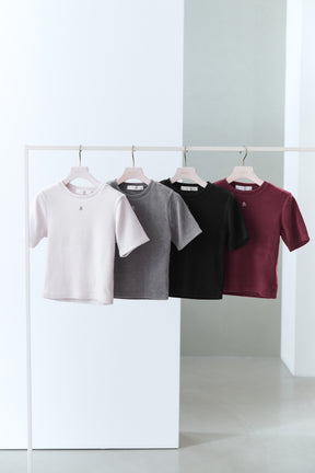 【新色】Trois Logo Ribbed Tee