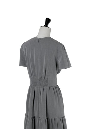 【8月下旬発送】Tucked Gathered Shirt Dress