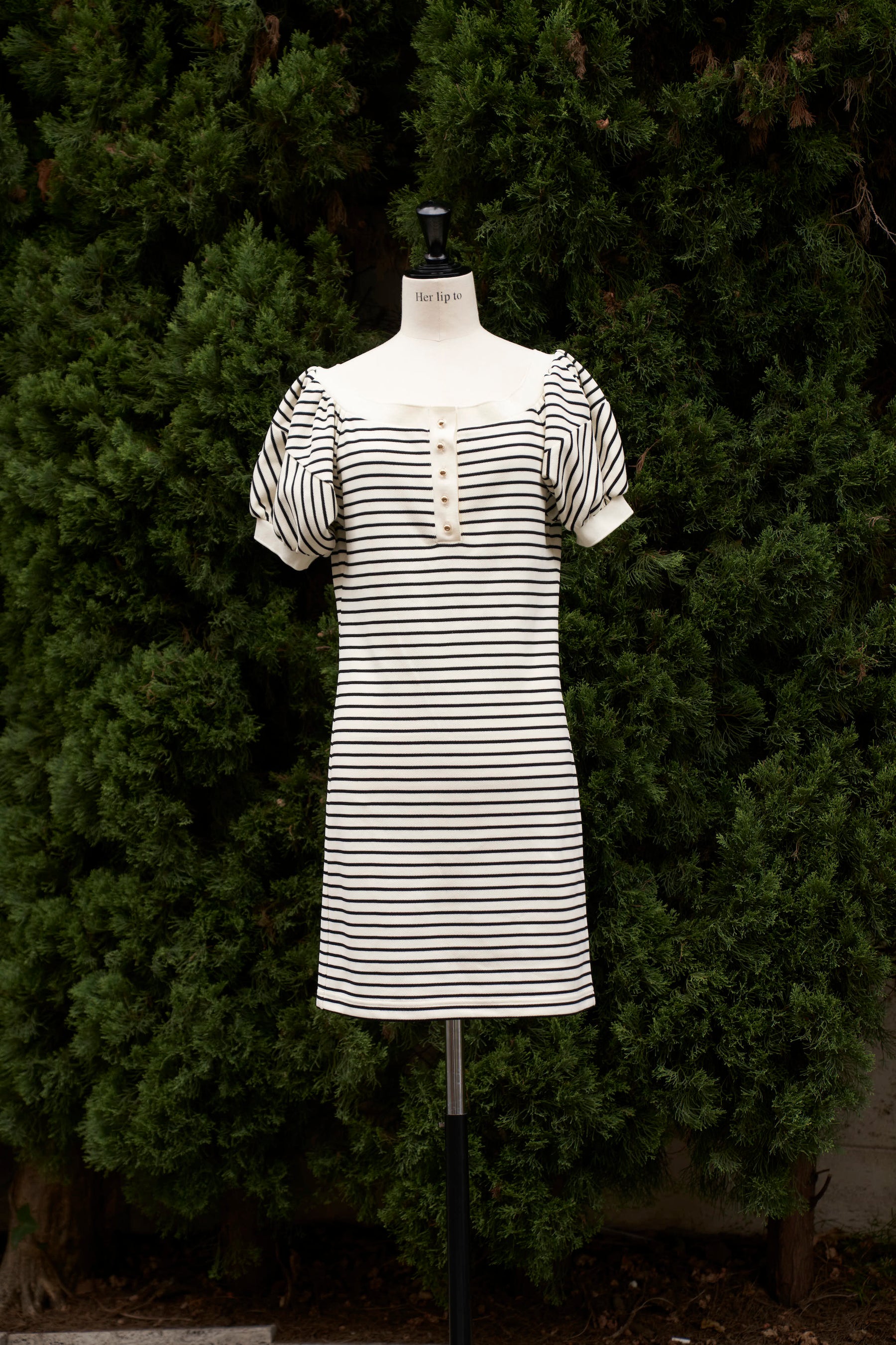 Herlipto Saint-Tropez Striped Mini Dress | bar-evita.jp