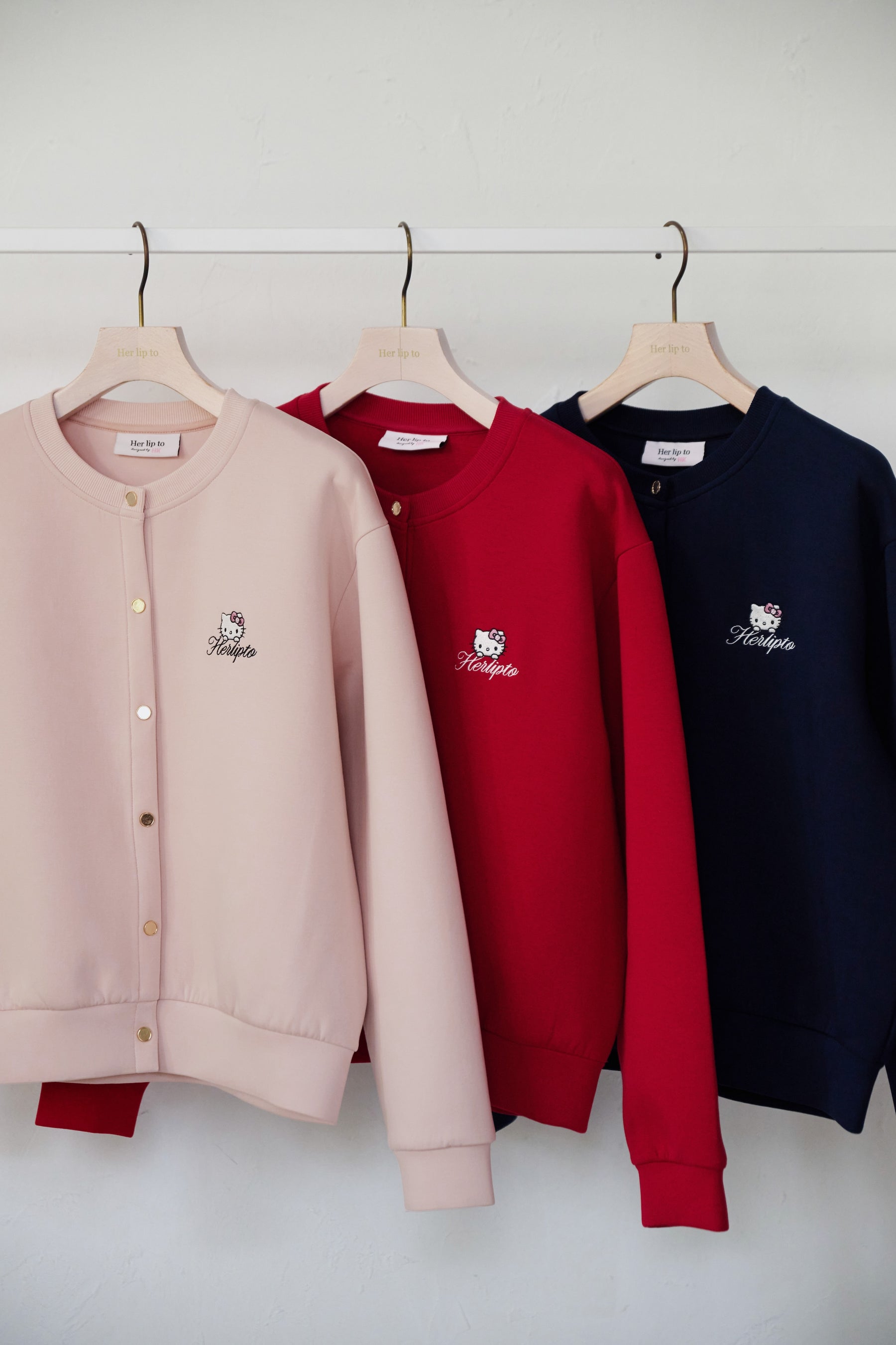 HLT×Hello Kitty Gold Button Cardigan