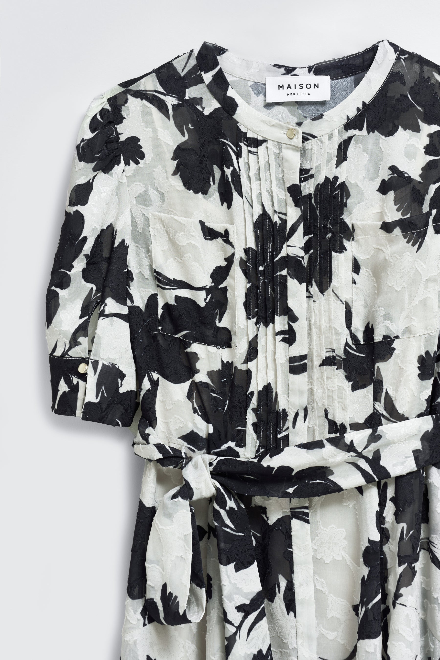 Vol.1 Floral Jacquard Dress