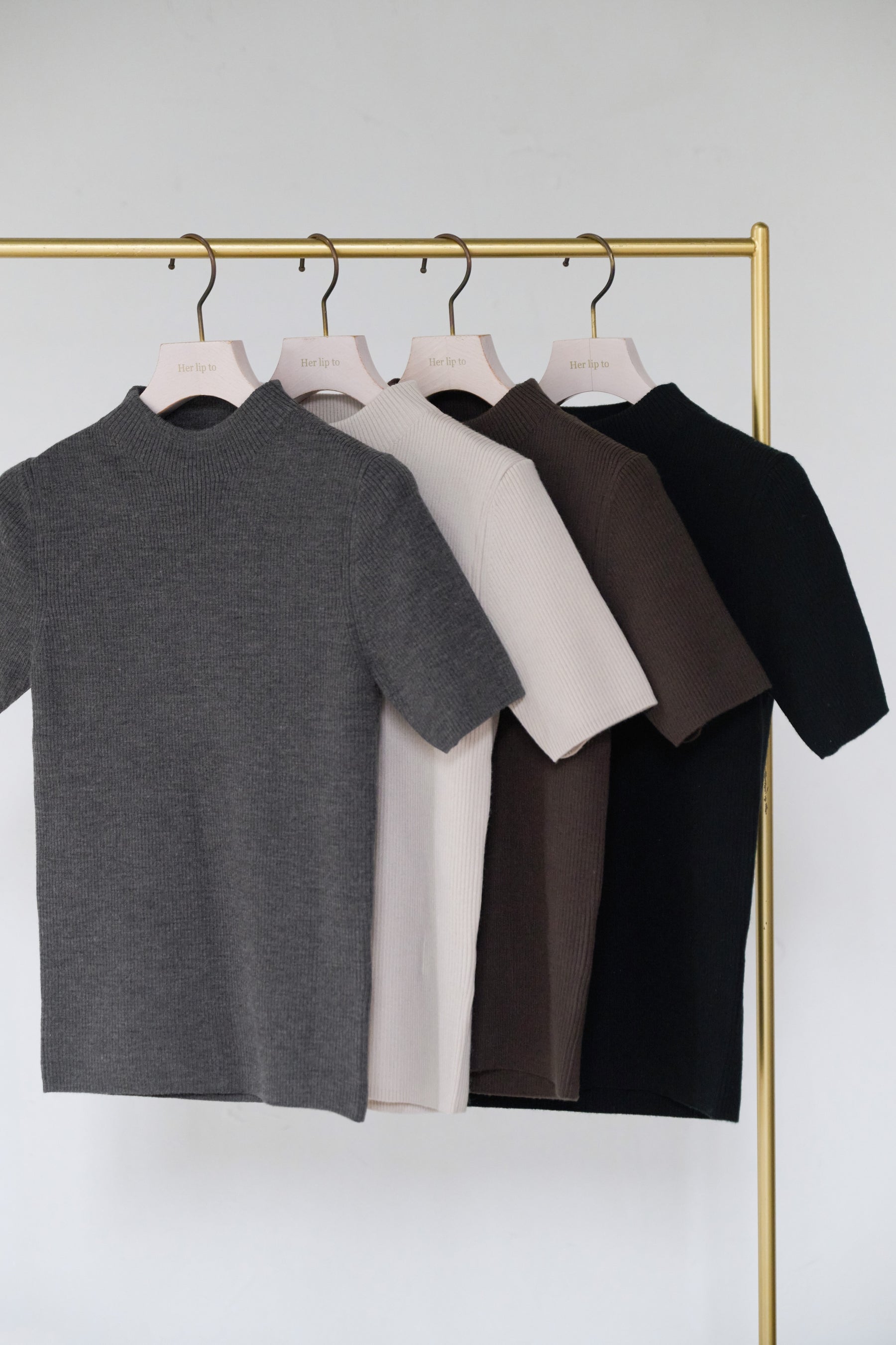 【新色】Wool-Blend Ribbed Knit Top