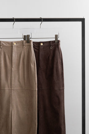 ［Essentia］Suede Slit Long Skirt