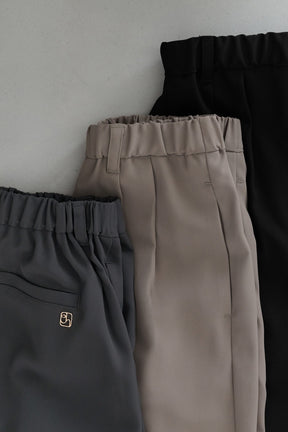 [Ships in early October]［Essentia］Tucked Wide-Leg Easy Pants