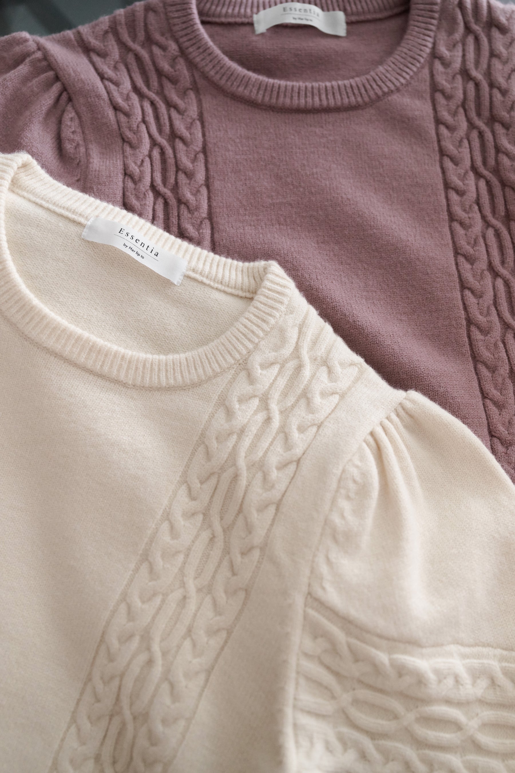 ［Essentia］Cable-Knit Panelled Pullover