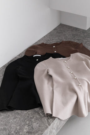 ［Essentia］Curved-Sleeve Peplum Knit Jacket