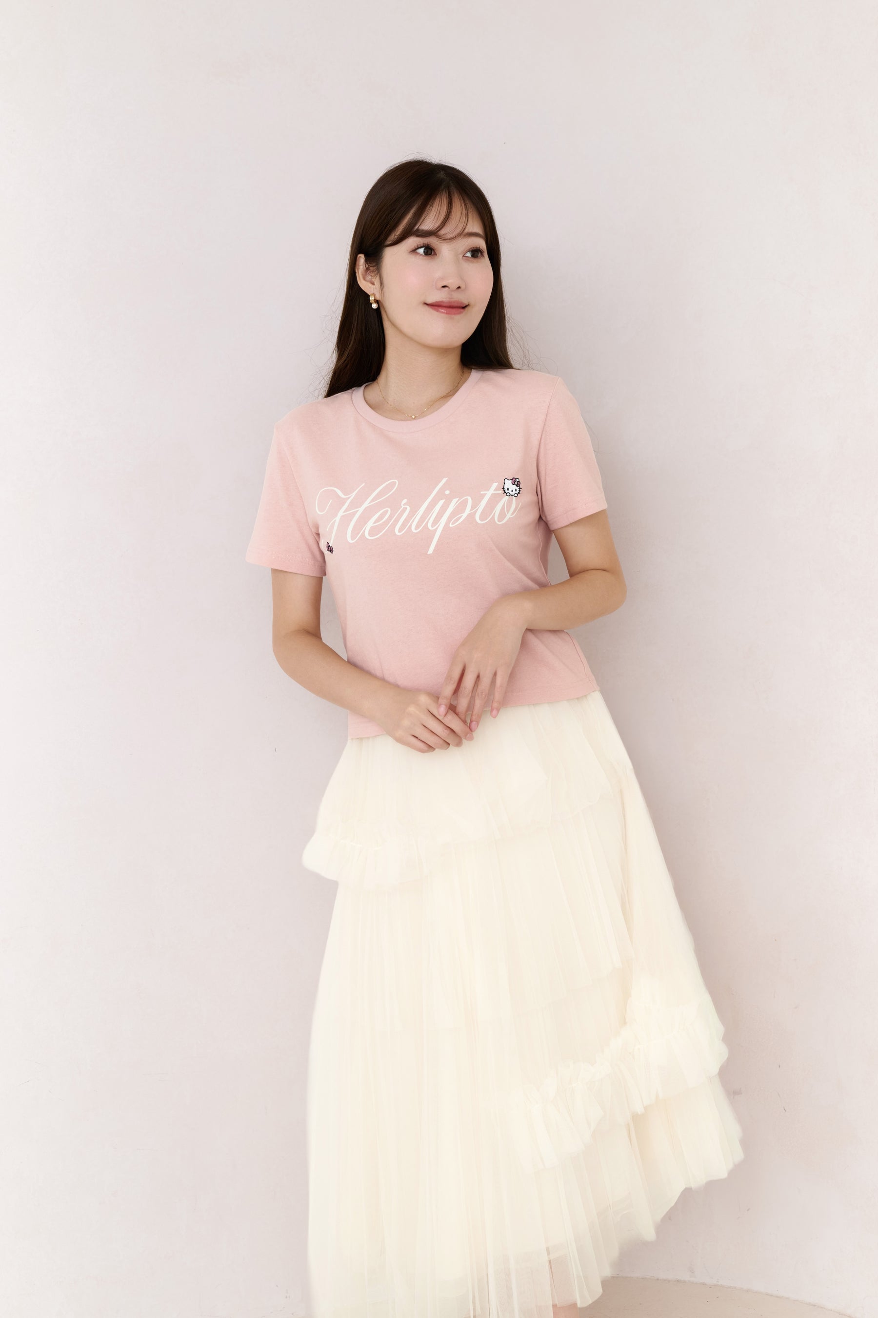 【9月下旬発送】【white】HLT x Hello Kitty Front Logo Tee
