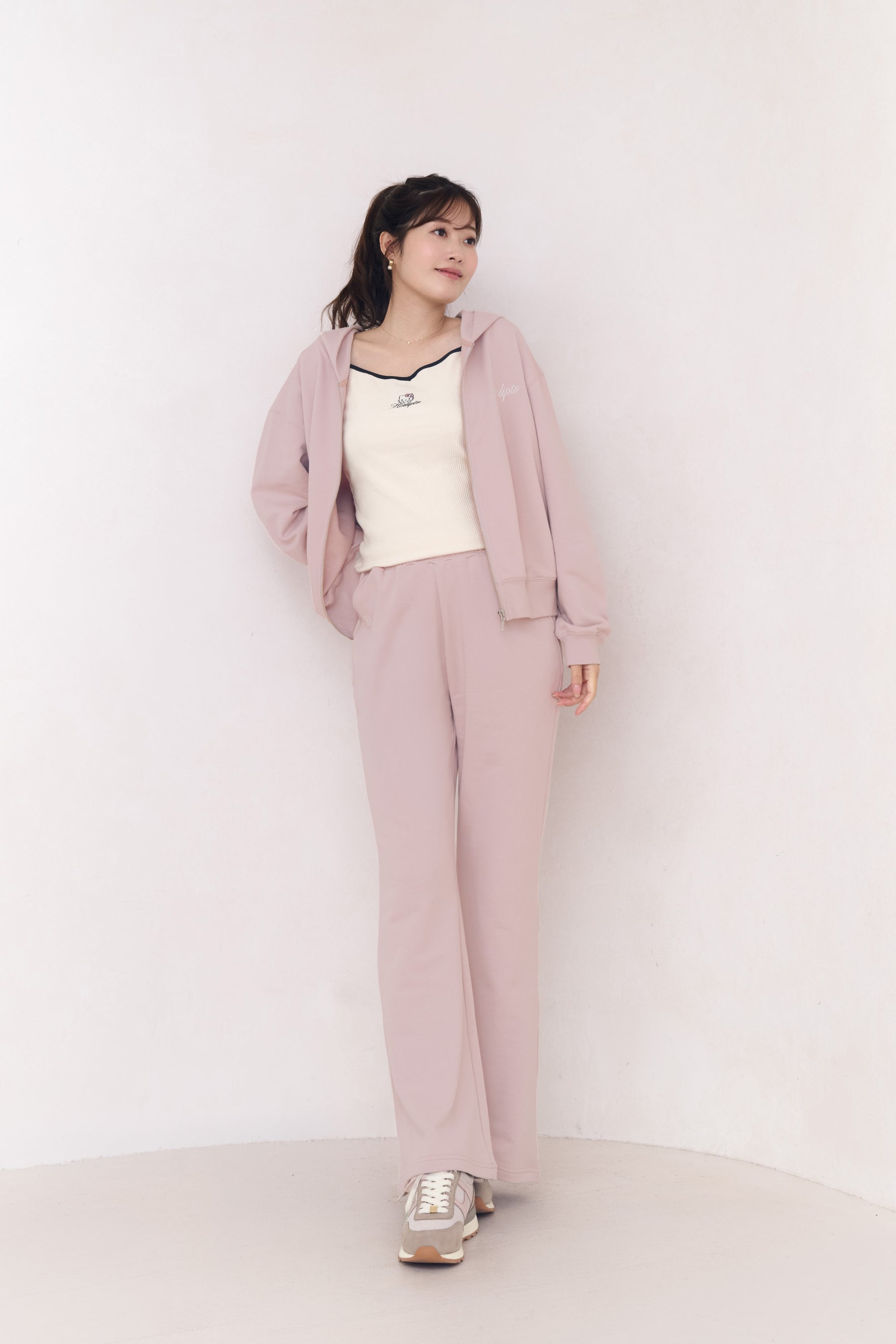 HLT x Hello Kitty Sweatpants