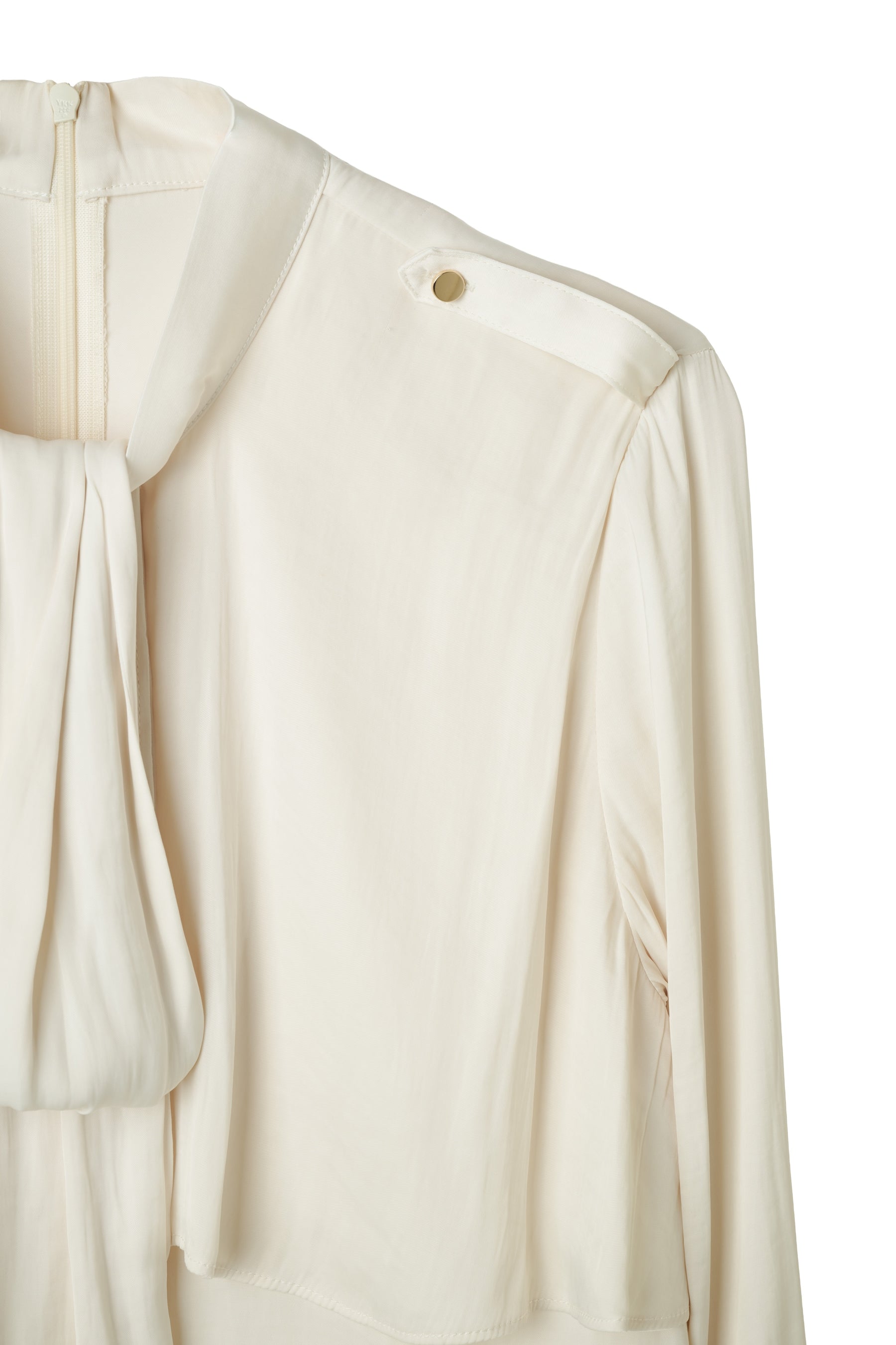 [Ships in early October]［Essentia］Tiered Frill Bow Blouse