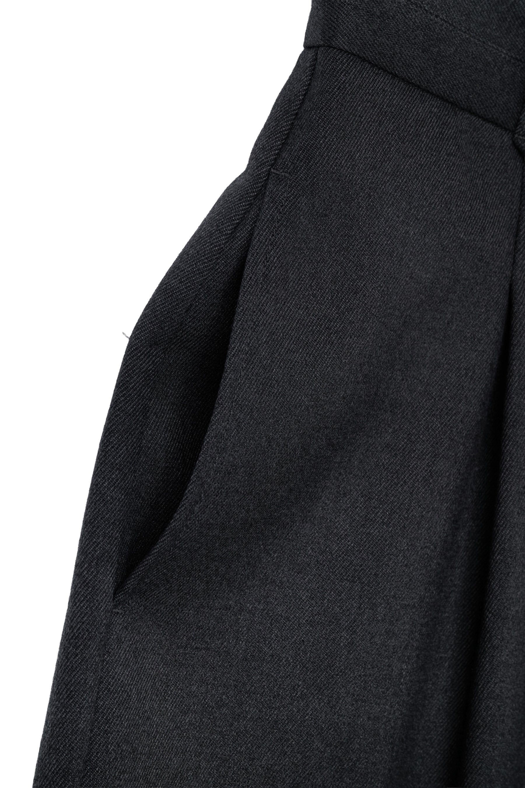 [Ships in early October]［Essentia］Twill Bermuda Shorts