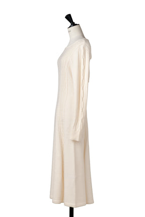 ［Essentia］Cable-Knit Flared Dress