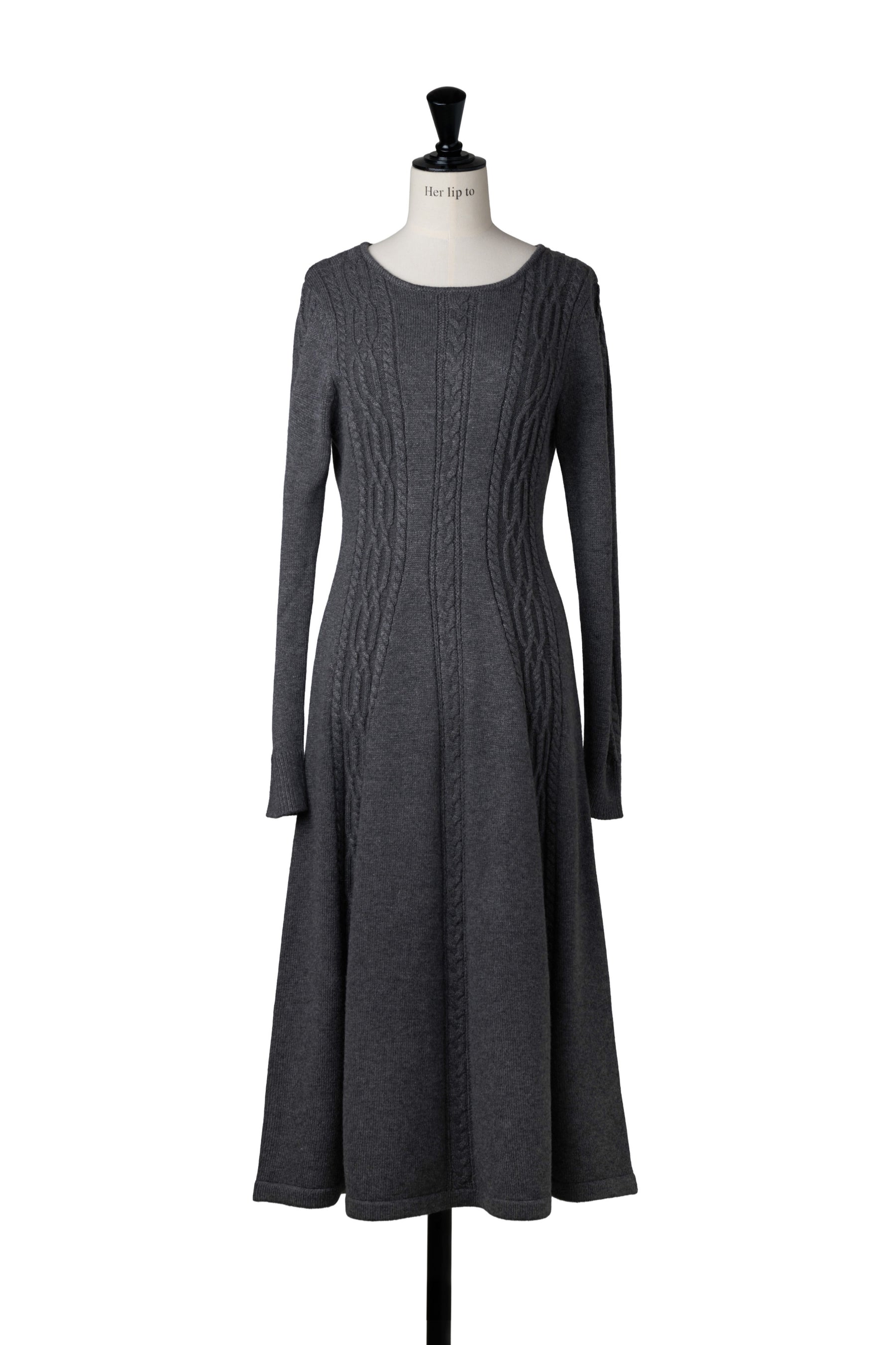 ［Essentia］Cable-Knit Flared Dress