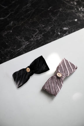 Trois Logo Coin Pleated Barrette