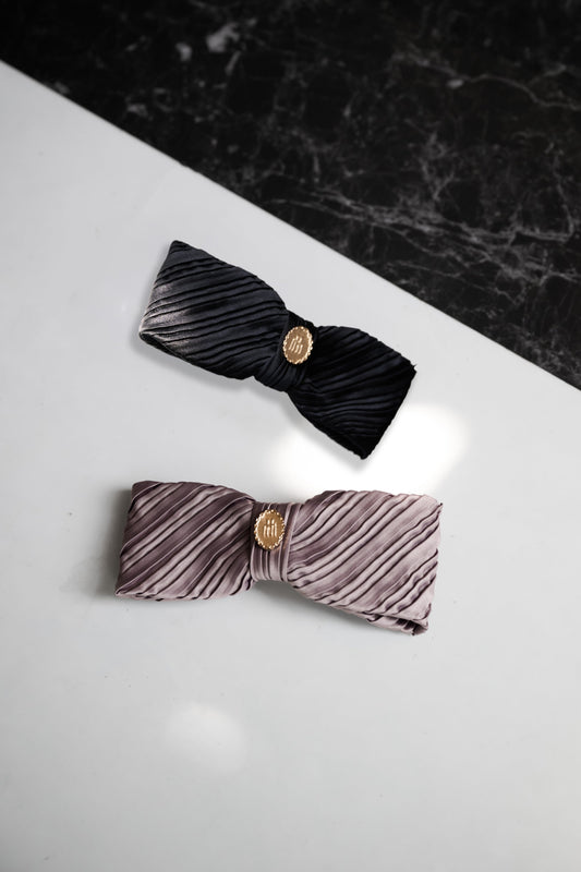 Trois Logo Coin Pleated Barrette