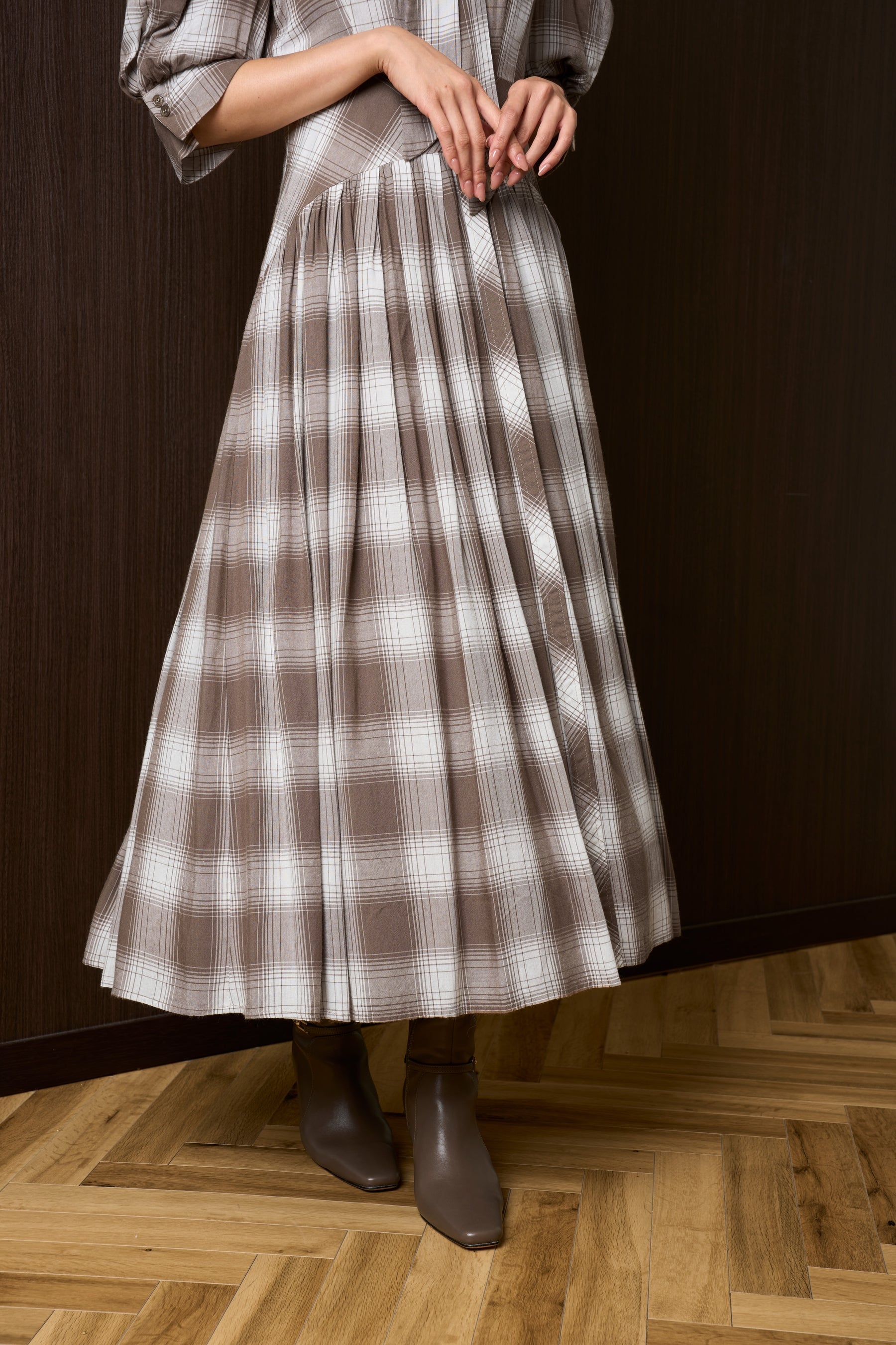 【9月中旬発送】Chelsea Checked Tie Dress