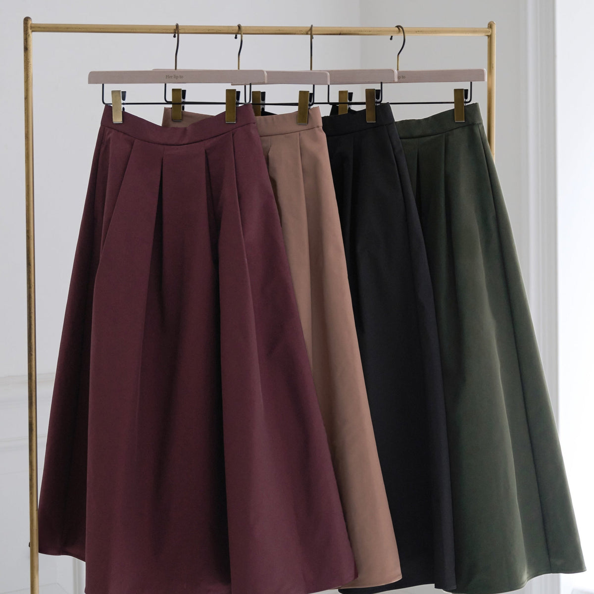 スカート L'Appartement Lyria CTN Volume Skirt L´Appartement Lyria CTN Volume Skirt