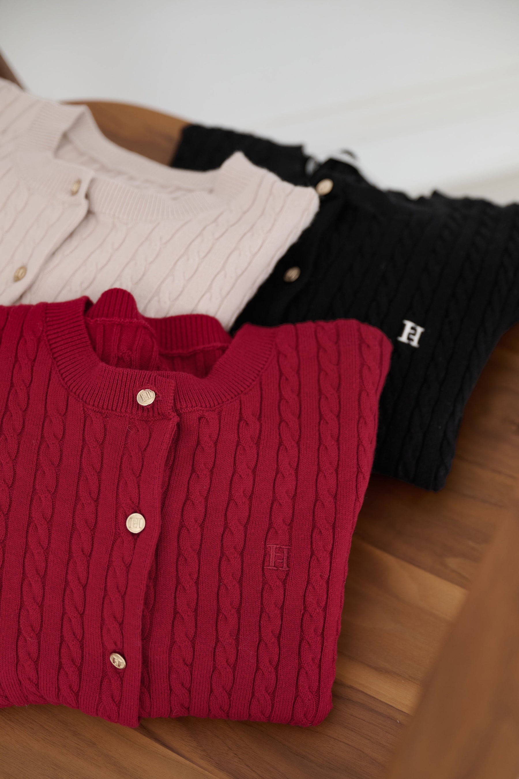 Essential Classic Cable Knit Set