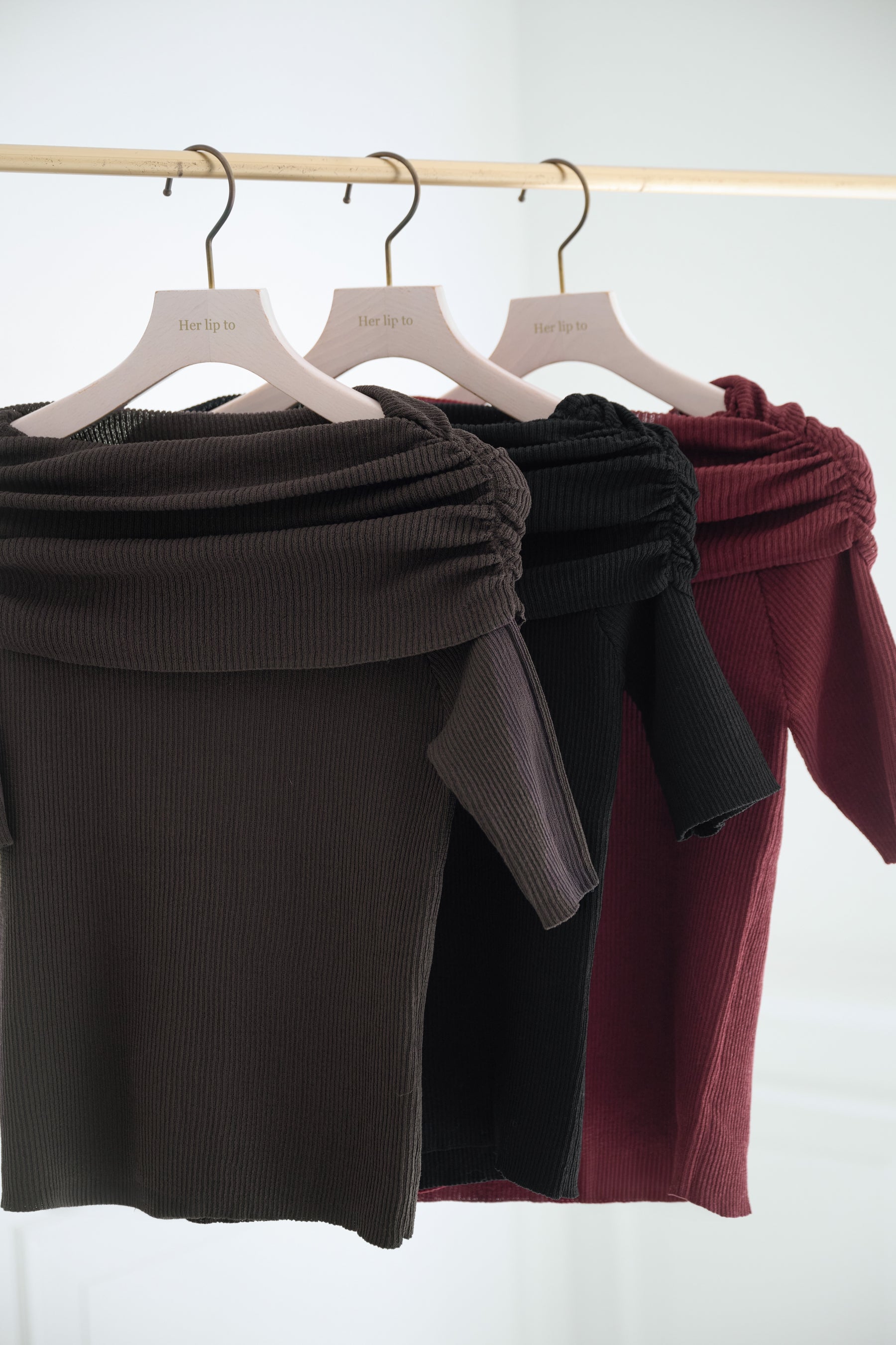 Gathered Rib Knit Top
