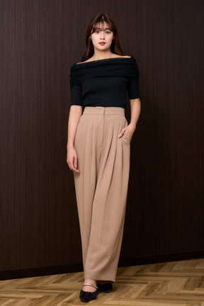 Gathered Rib Knit Top