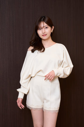 Muse Lace-Trimmed Set