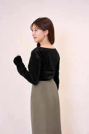 ［Essentia］Velour Drape Neck Top