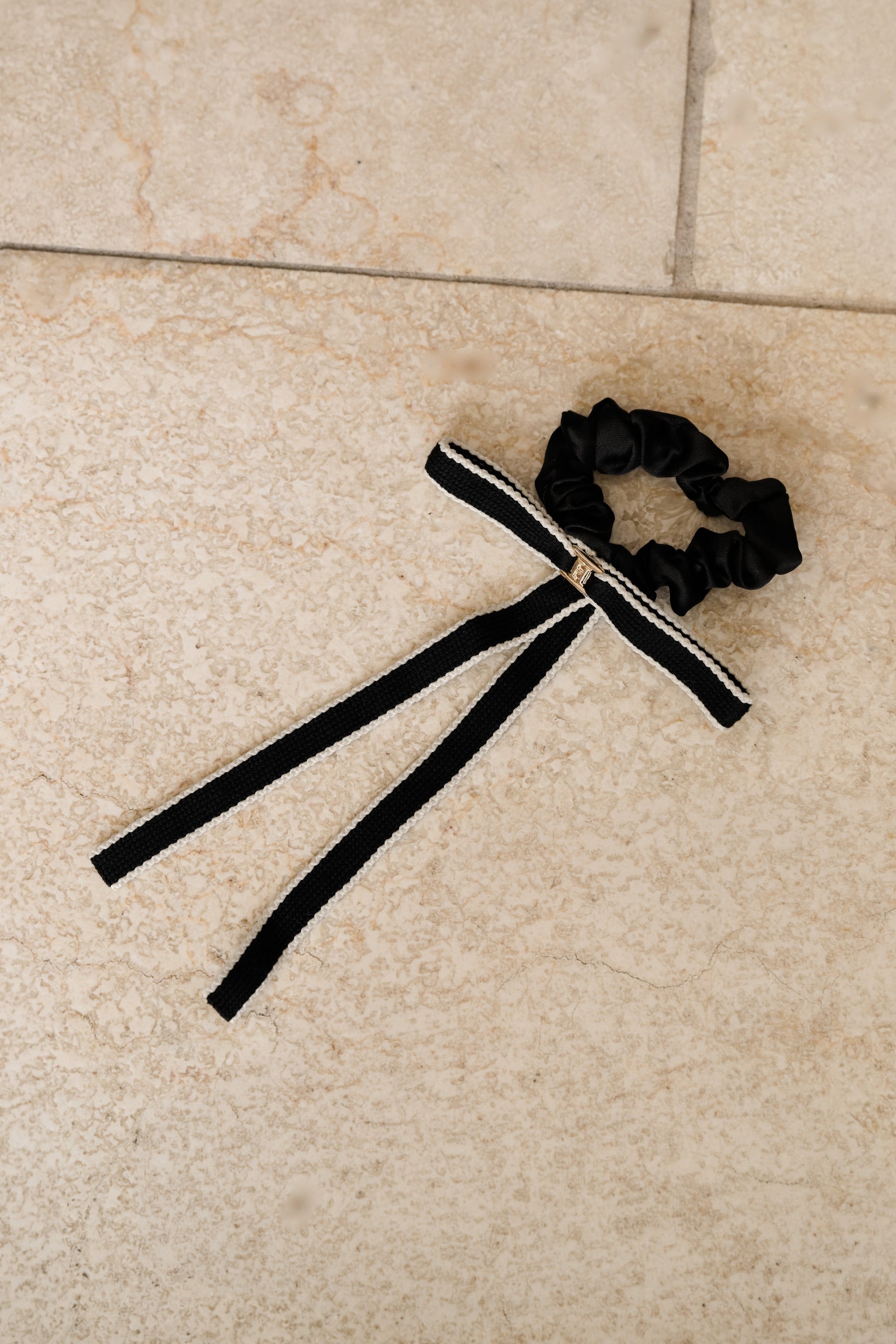 Bicolor Ribbon Skinny Hair Tie