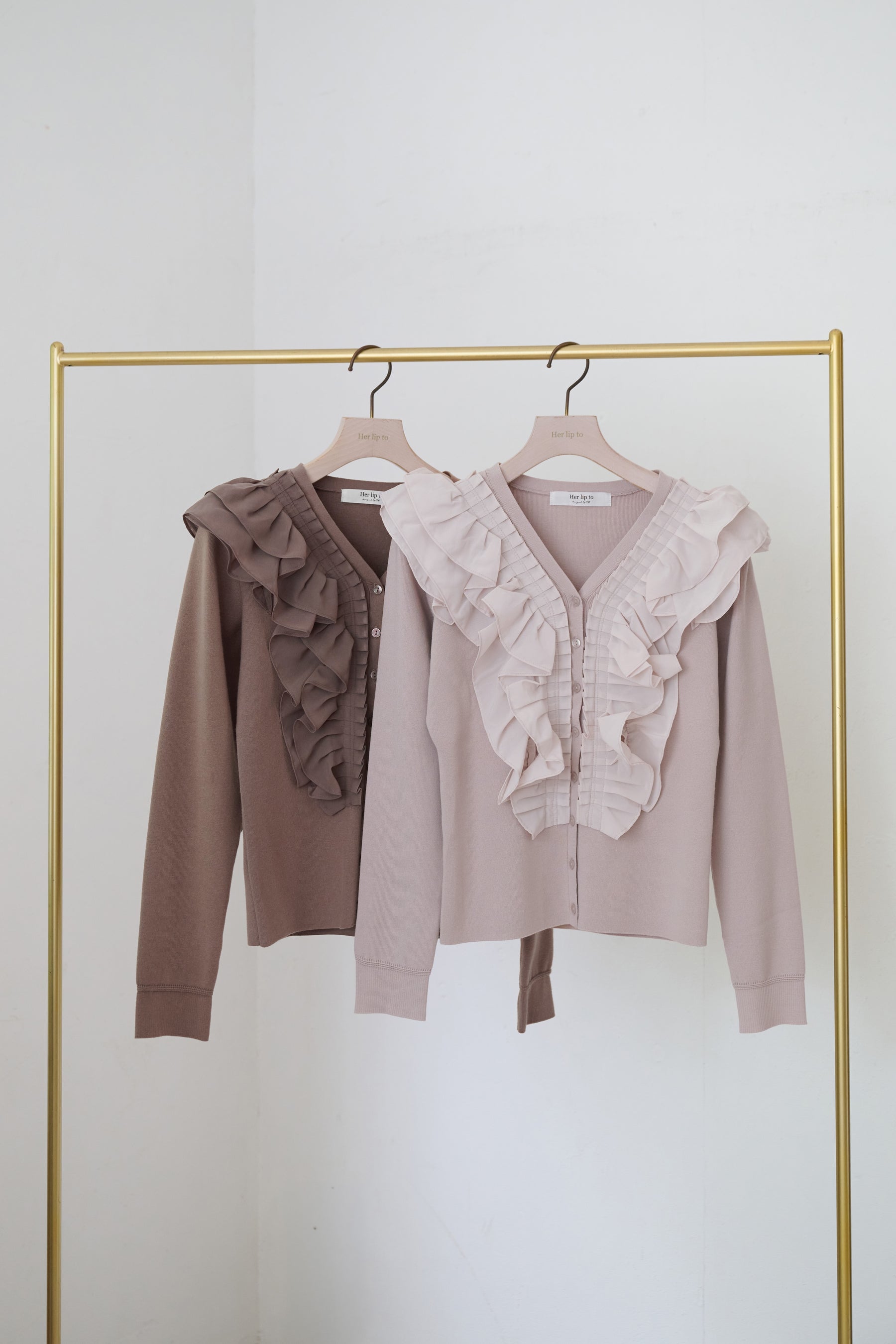 Ruffle Pleated Knit Cardigan